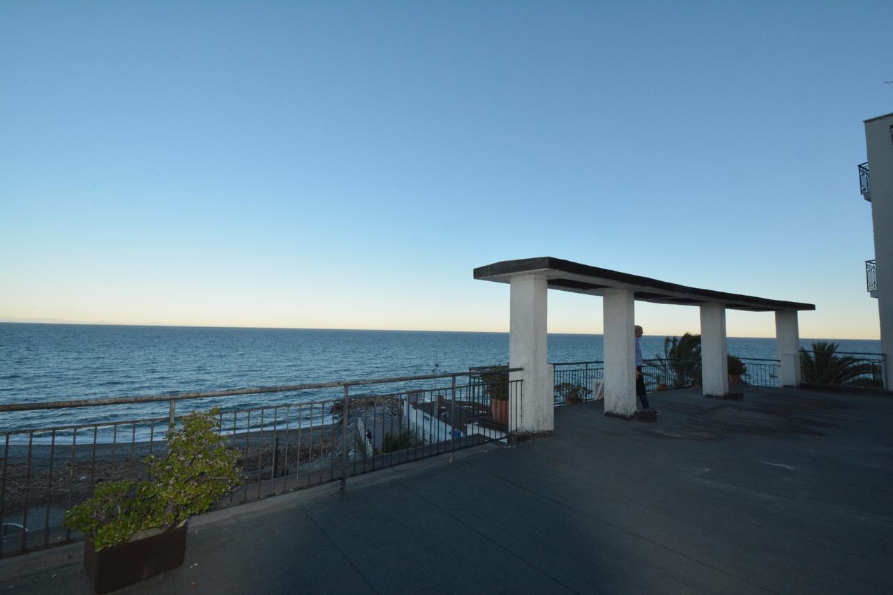 Albium Hotel Albenga Zewnętrze zdjęcie